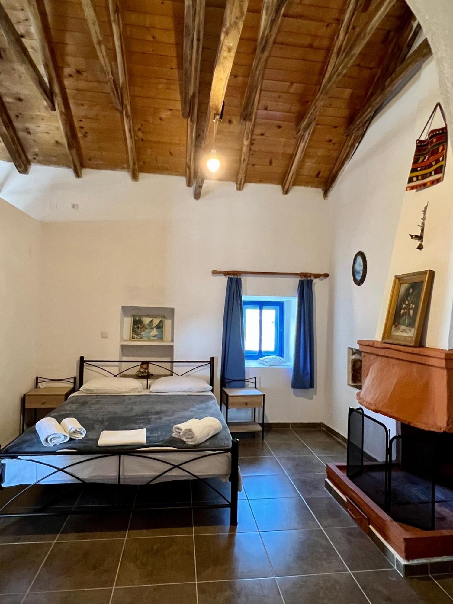 Politeika Traditional House Tirós Extérieur photo